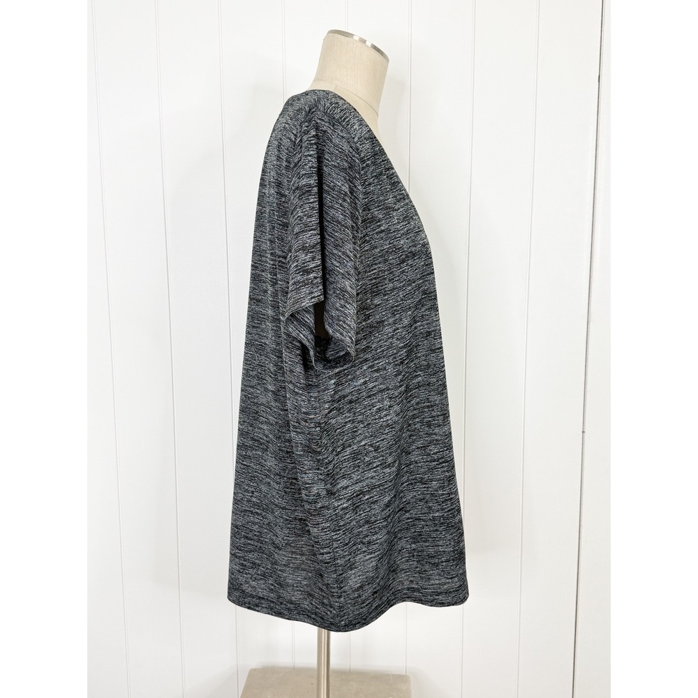 Under Armour Black HeatGear Space Dye V-Neck Tee NWT Womens 2X Loose Fit Shirt - Picture 3 of 8